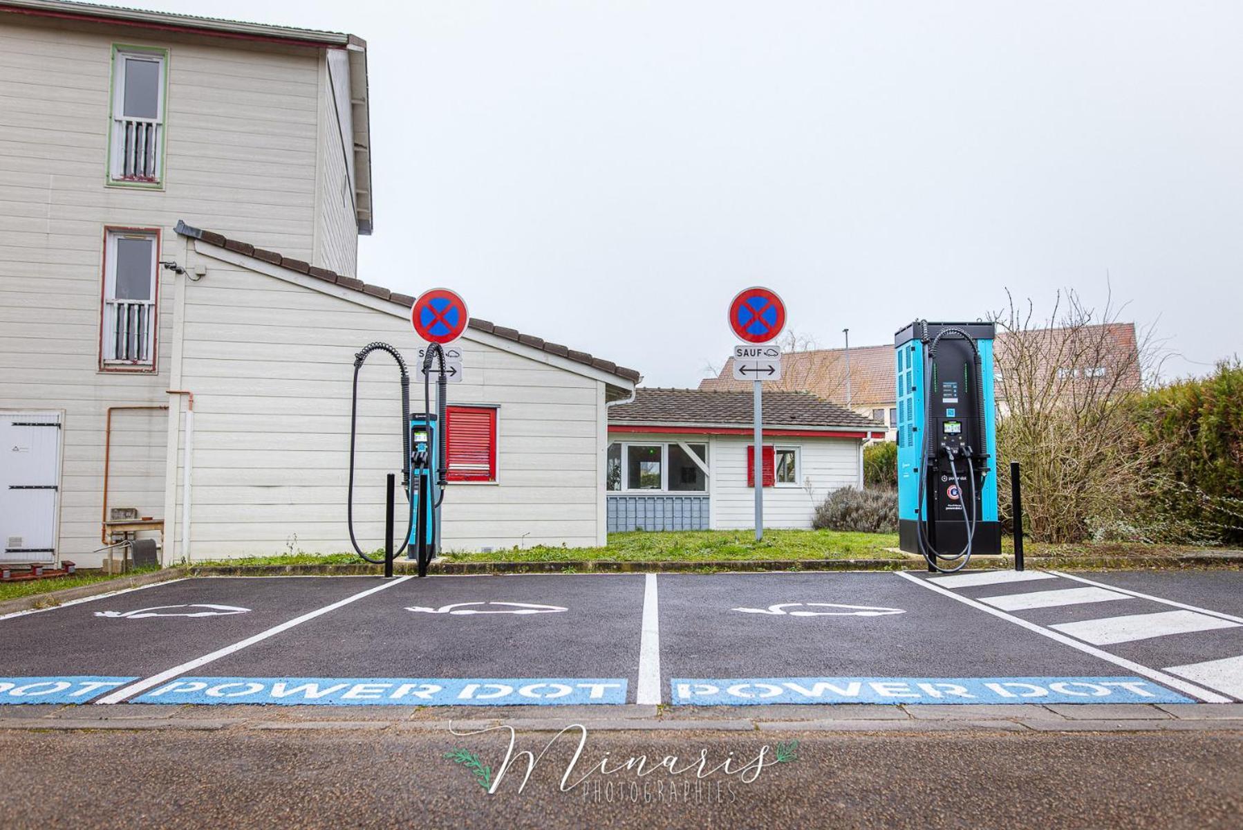 B Hotel Troyes Aeroport La Chapelle-Saint-Luc Buitenkant foto